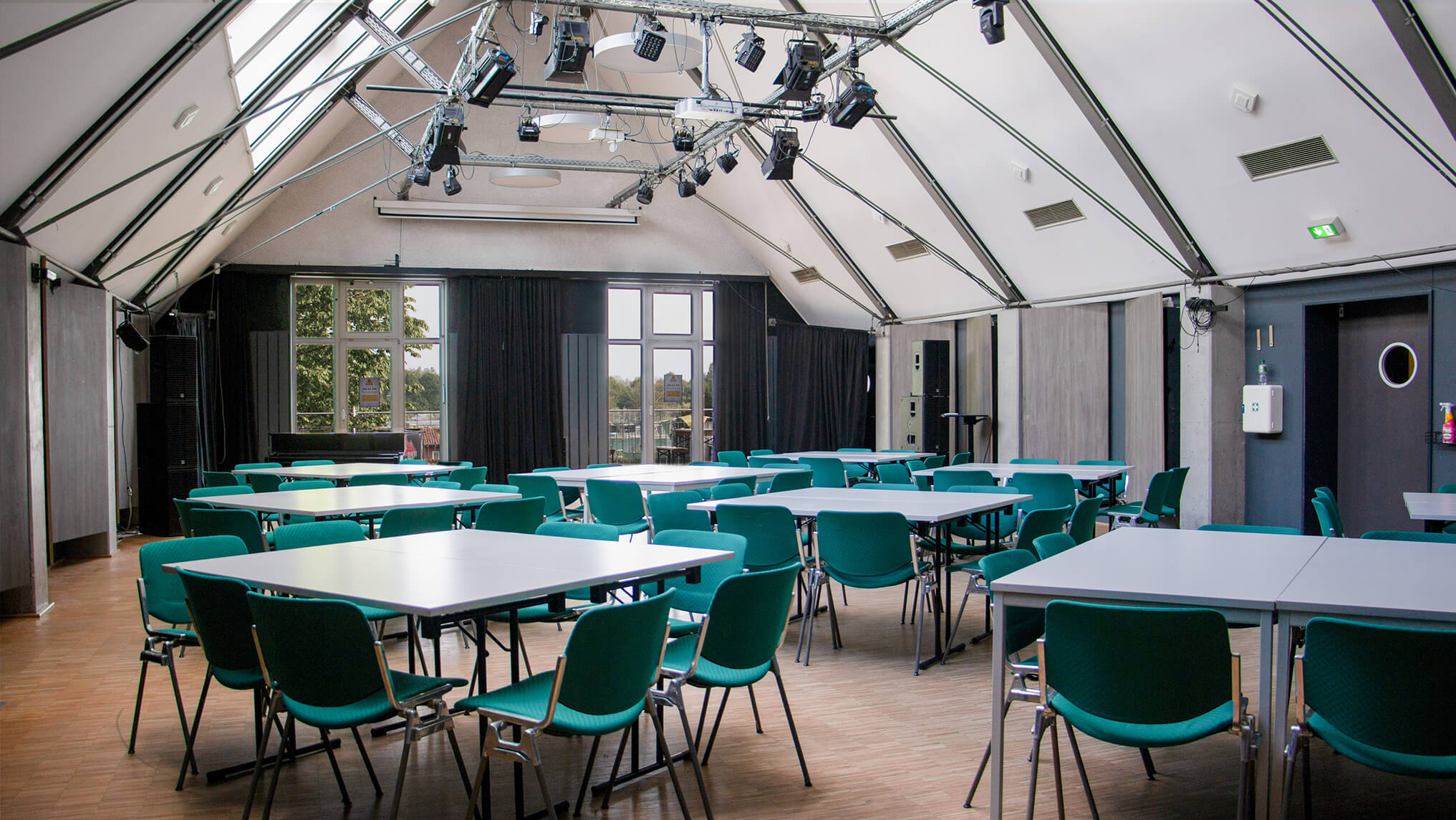 Saal-a4
